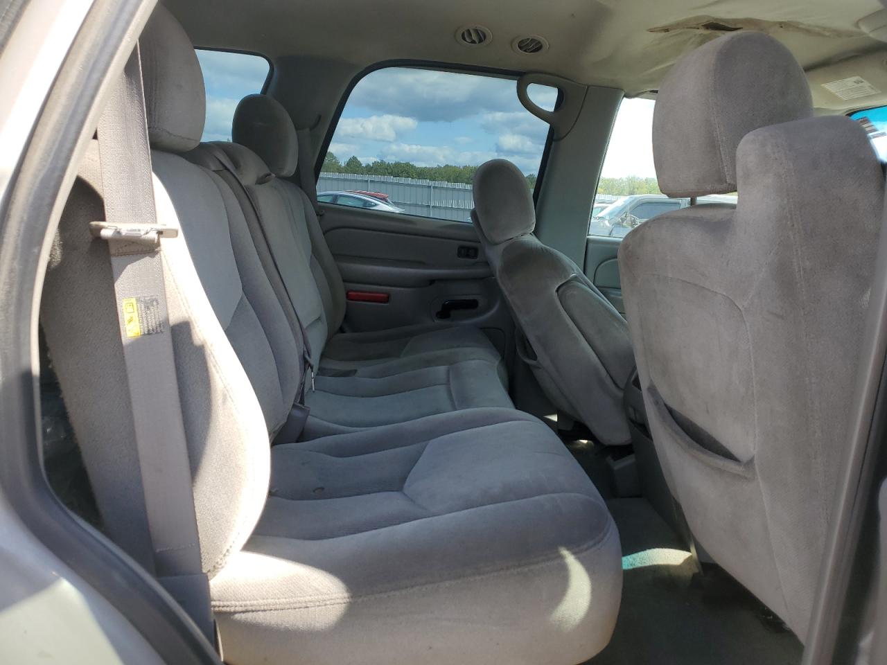 2004 GMC Yukon VIN: 1GKEK13V44J211963 Lot: 84699705