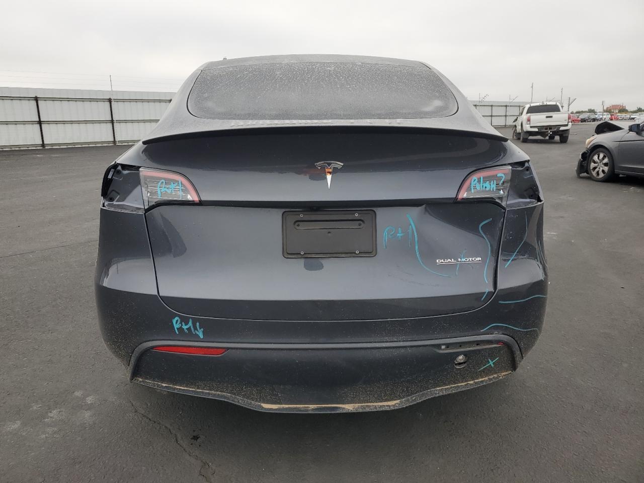 2023 Tesla Model Y VIN: 7SAYGDEF4PF913121 Lot: 90040965
