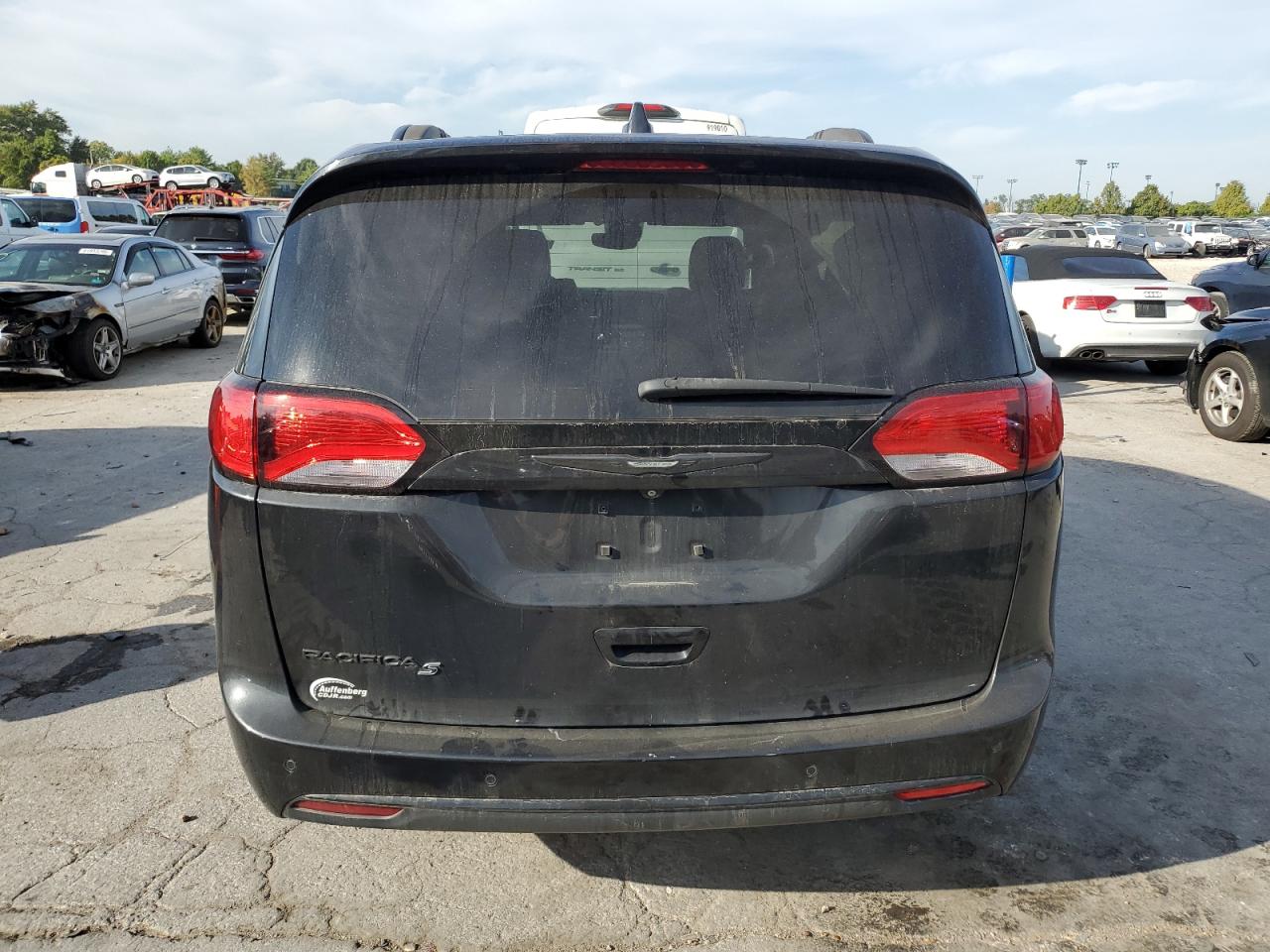 2018 Chrysler Pacifica Limited VIN: 2C4RC1GG4JR333591 Lot: 84740025