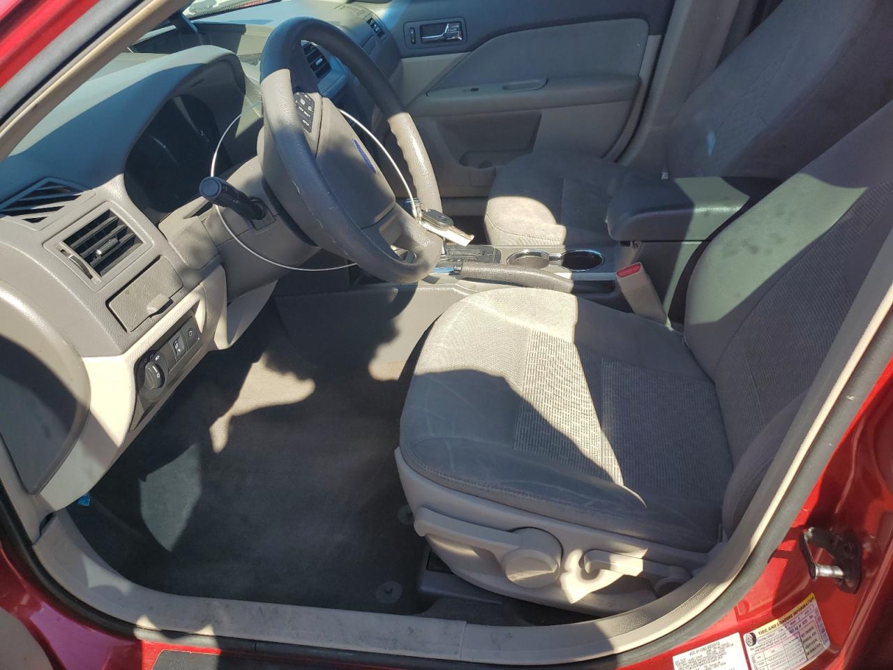 2012 Ford Fusion S VIN: 3FAHP0GA8CR364738 Lot: 84472315