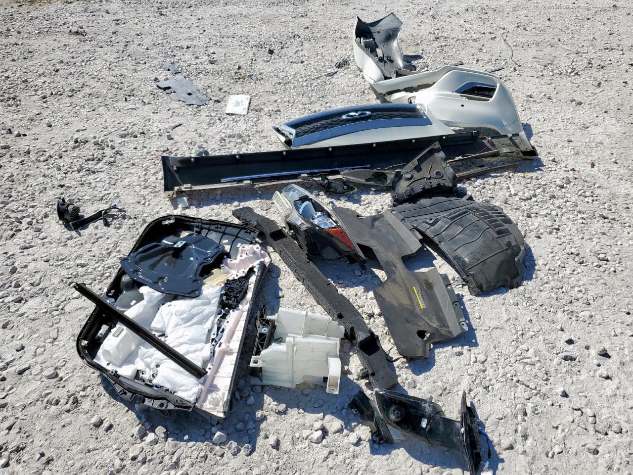 2018 Infiniti Q50 Luxe VIN: JN1EV7APXJM358456 Lot: 86171455