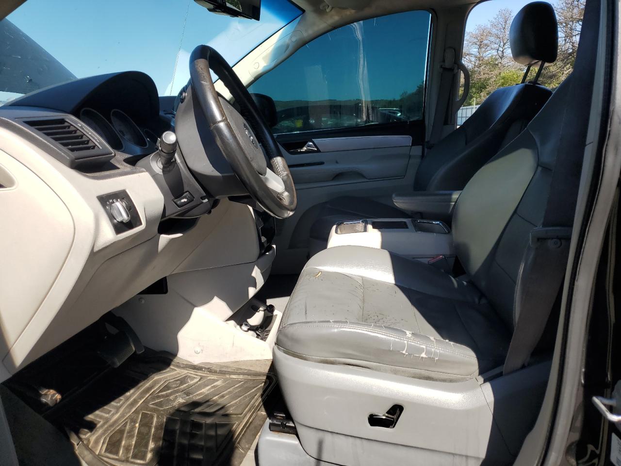 2010 Volkswagen Routan Sel VIN: 2V4RW5DX7AR199359 Lot: 81923815