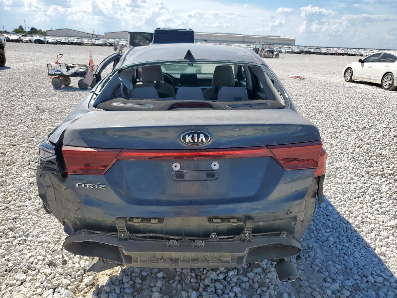 2020 Kia Forte Fe VIN: 3KPF24AD5LE209484 Lot: 82002415