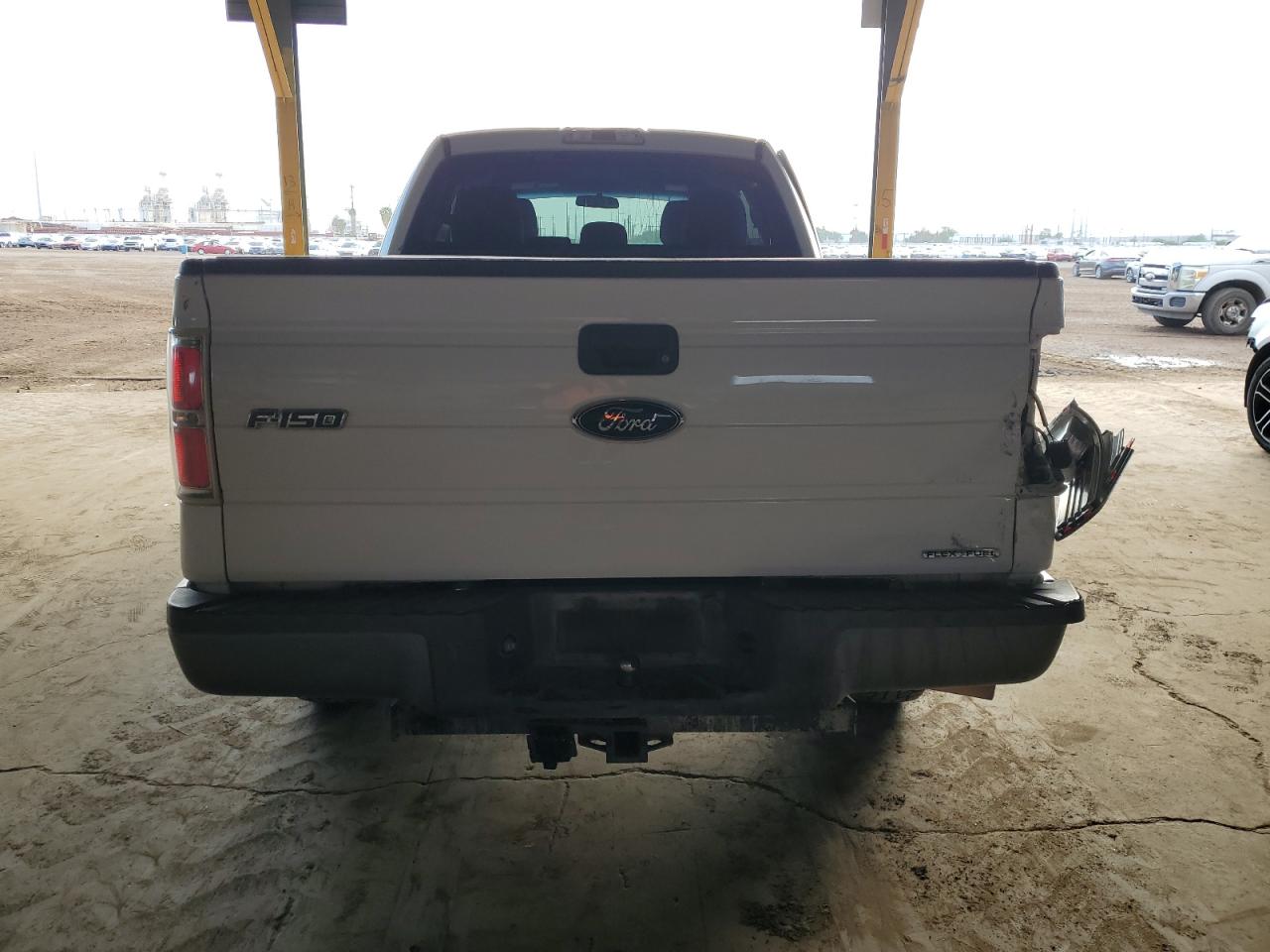 2014 Ford F150 Super Cab VIN: 1FTFX1CFXEKG23827 Lot: 85742075