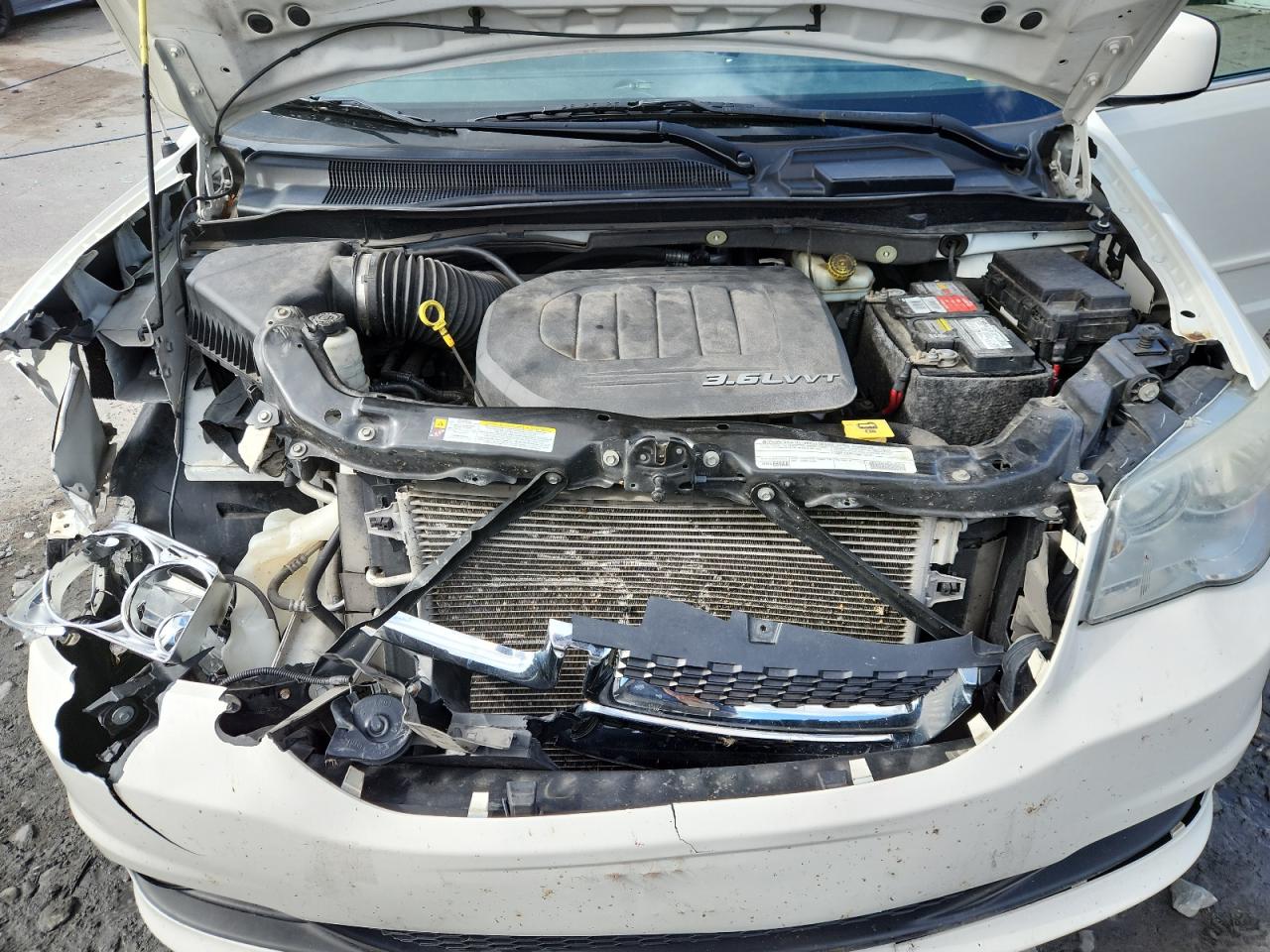 2012 Dodge Grand Caravan Crew VIN: 2C4RDGDG2CR131985 Lot: 85852515