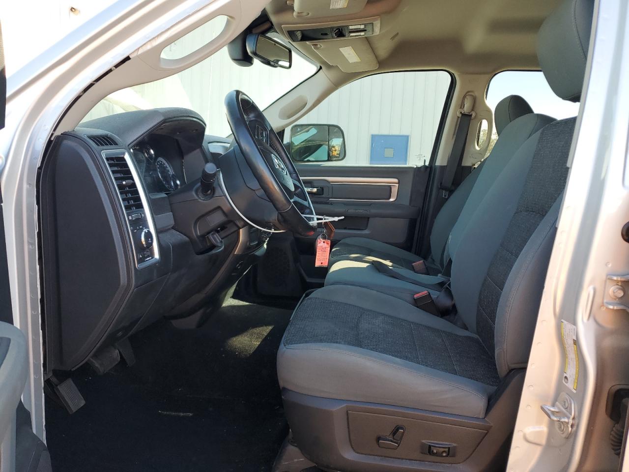 2018 Ram 2500 Slt VIN: 3C6UR5DJ2JG301364 Lot: 82595105