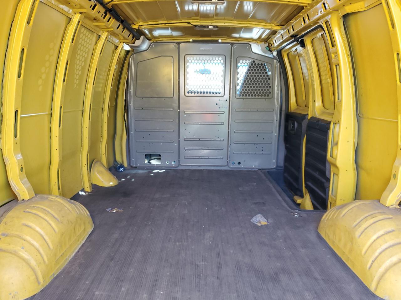 2019 Chevrolet Express G2500 VIN: 1GCWGAFP4K1335825 Lot: 86083395