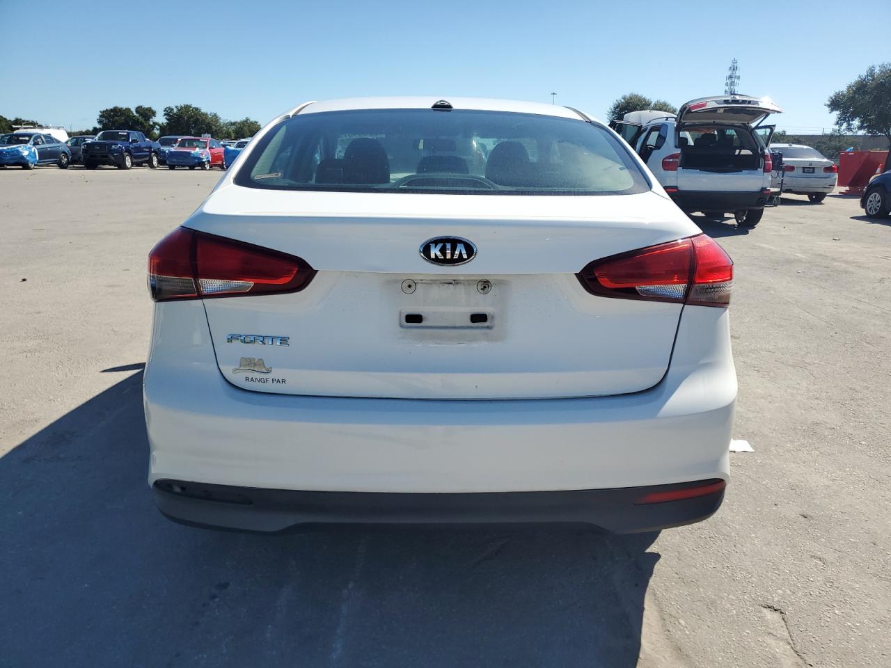 2017 Kia Forte Lx VIN: 3KPFK4A7XHE123511 Lot: 82499075