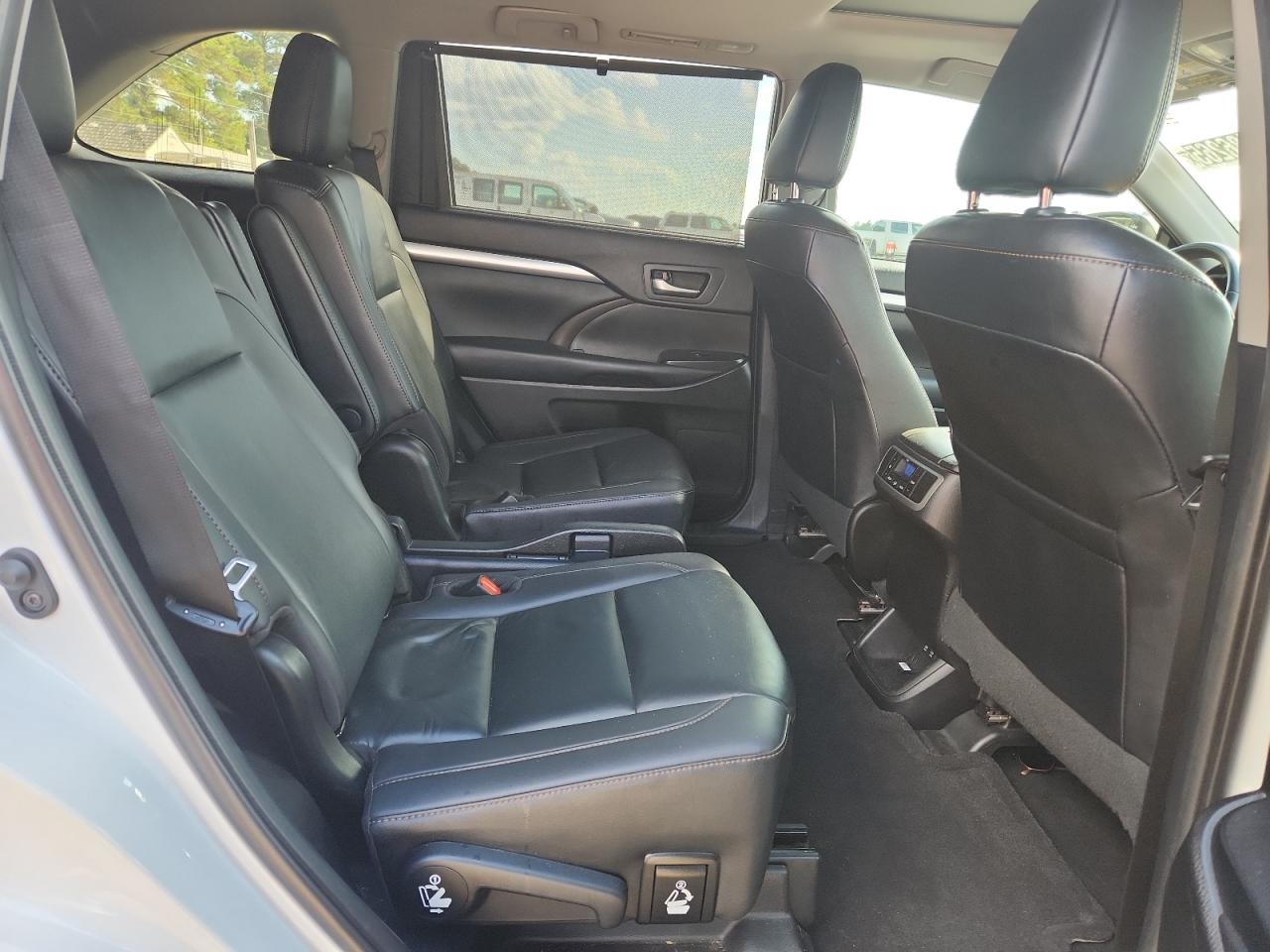 2019 Toyota Highlander Se VIN: 5TDKZRFH7KS569668 Lot: 85486265