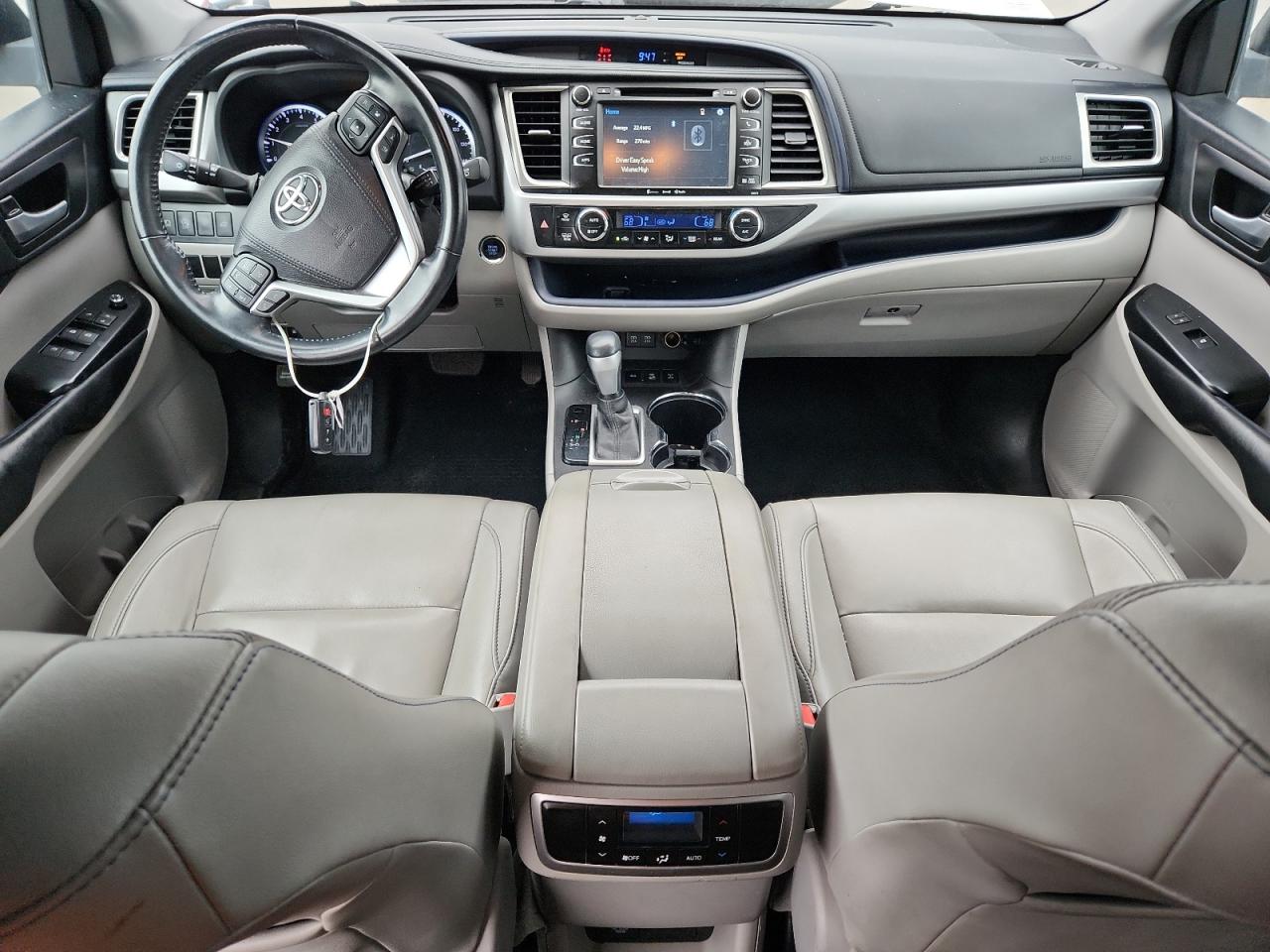 2017 Toyota Highlander Se VIN: 5TDJZRFH6HS517923 Lot: 82310265