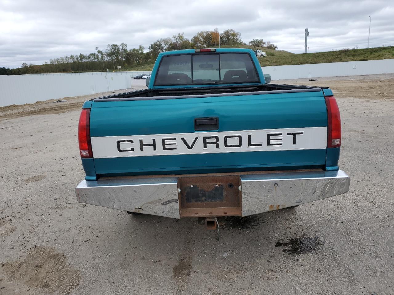 1994 Chevrolet Gmt-400 K2500 VIN: 1GCGK24K0RE263881 Lot: 82647345