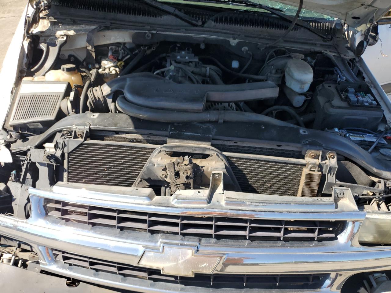 2003 Chevrolet Tahoe C1500 VIN: 1GNEC13Z53J266116 Lot: 82589095