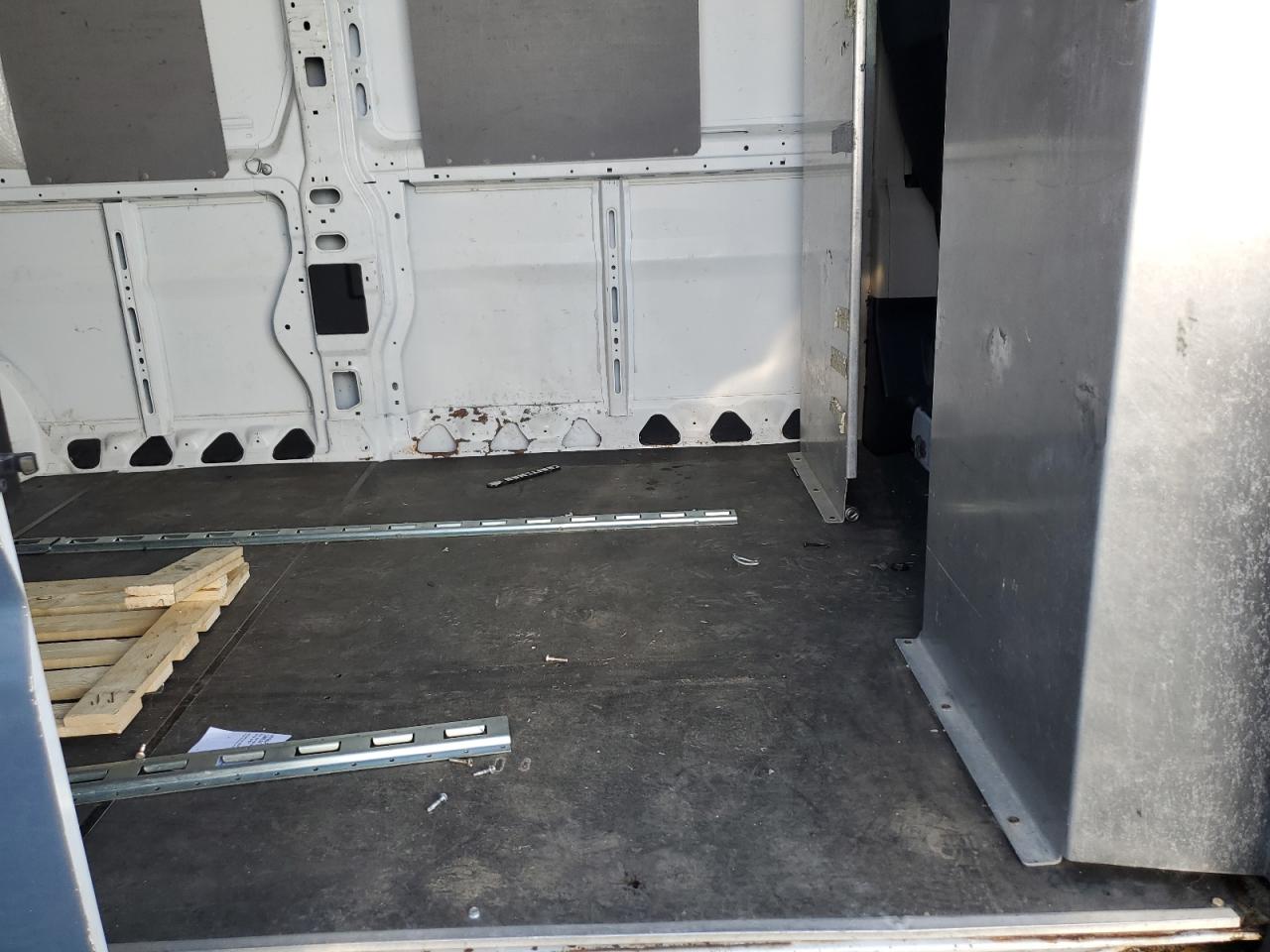 2018 Ram Promaster 2500 2500 High VIN: 3C6TRVDG0JE160581 Lot: 84585805