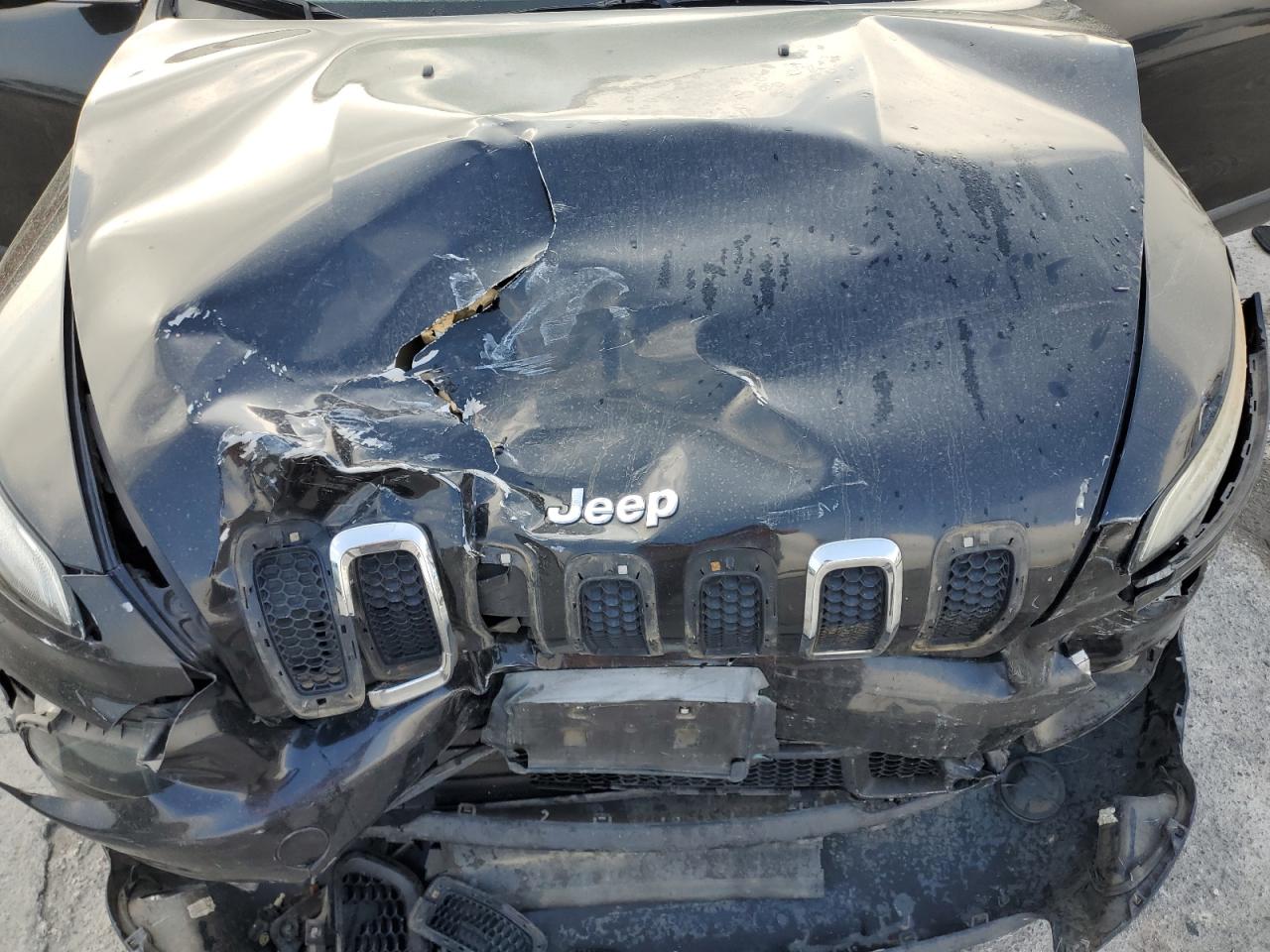 2014 Jeep Cherokee Latitude VIN: 1C4PJLCS7EW221559 Lot: 85555595