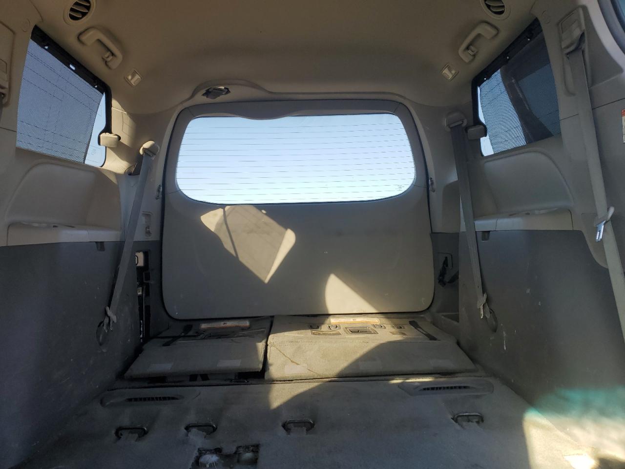 2017 Toyota Sienna Le VIN: 5TDKZ3DC3HS854512 Lot: 89645375