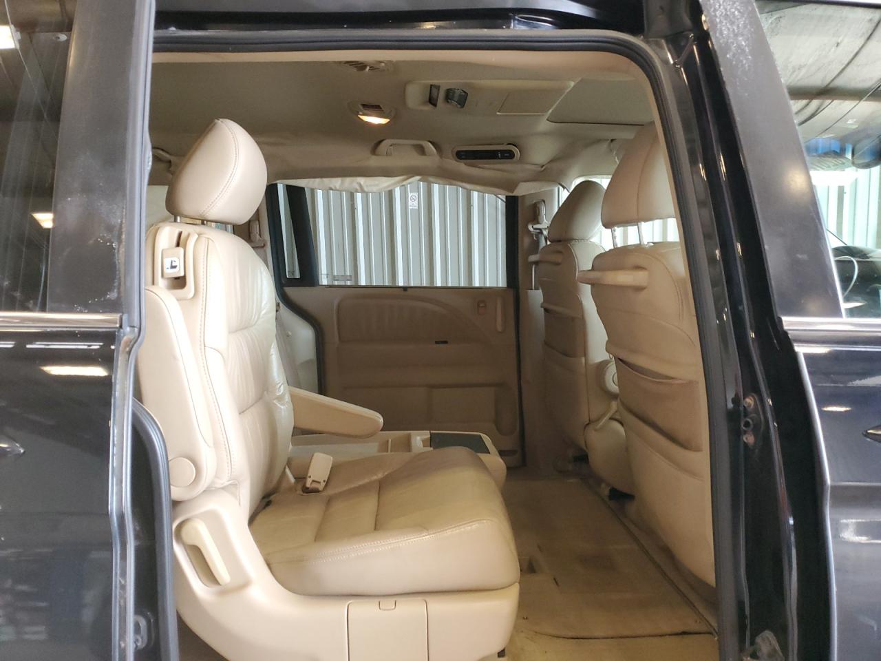 2007 Honda Odyssey Touring VIN: 5FNRL38837B052034 Lot: 82672665