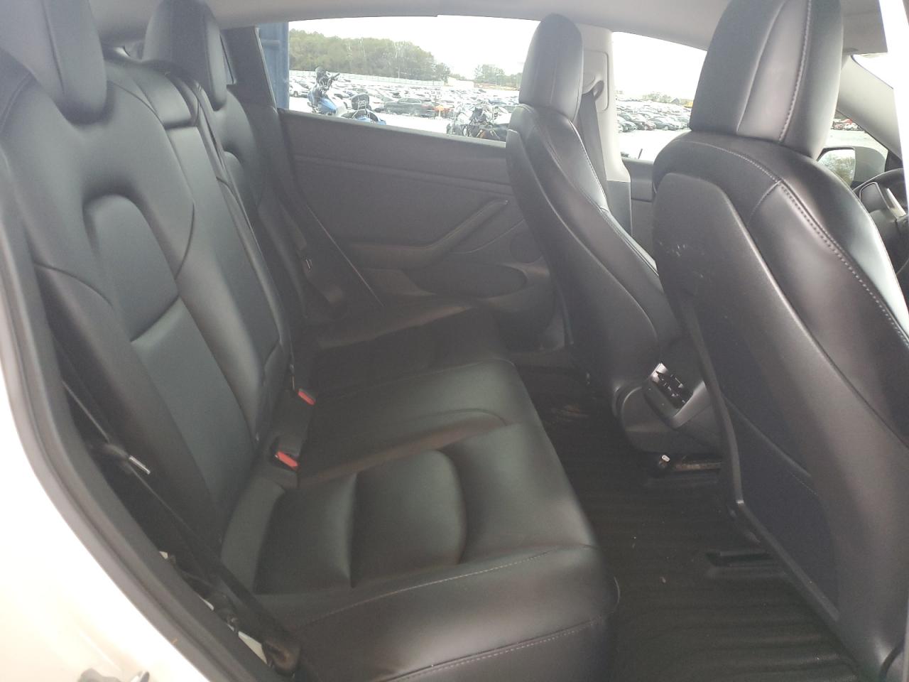 2022 Tesla Model 3 VIN: 5YJ3E1EB9NF107457 Lot: 89728655