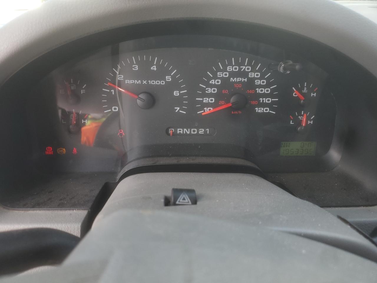 2005 Ford F150 VIN: 1FTRX02W65KB81069 Lot: 82608435