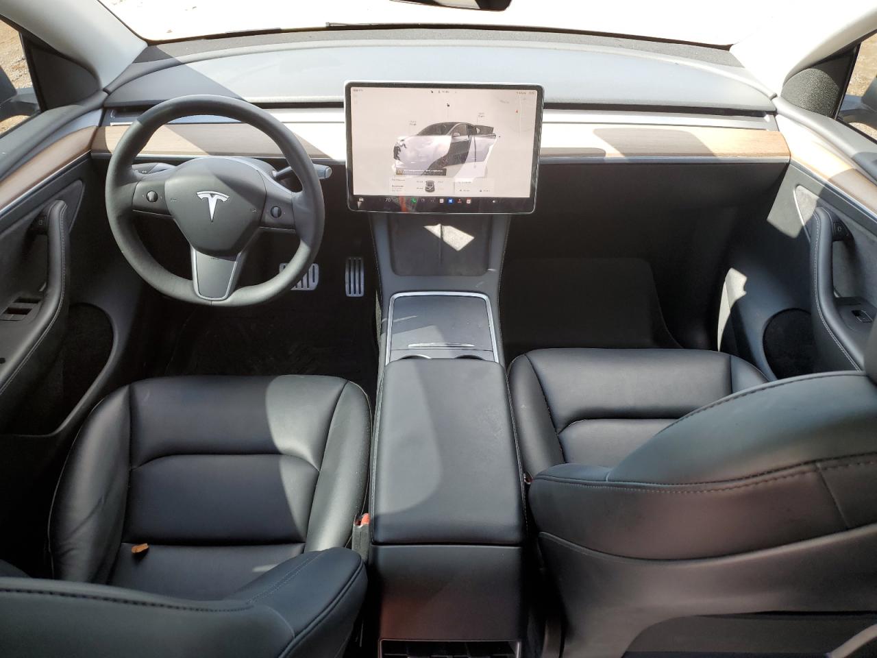 2023 Tesla Model Y VIN: 7SAYGDEF8PF692848 Lot: 90039725