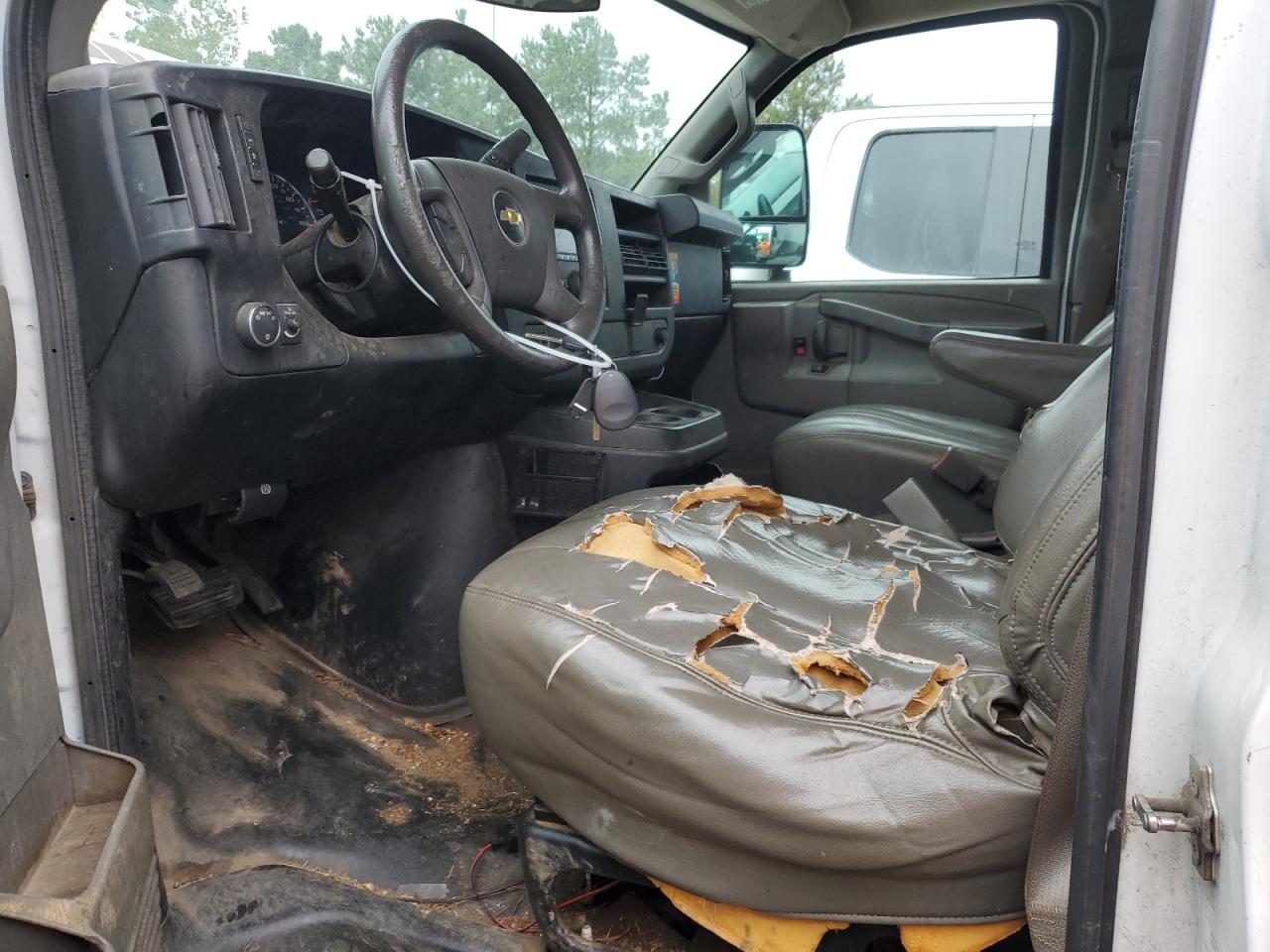 2017 Chevrolet Express G3500 VIN: 1GB0GRFG3H1160954 Lot: 84641155