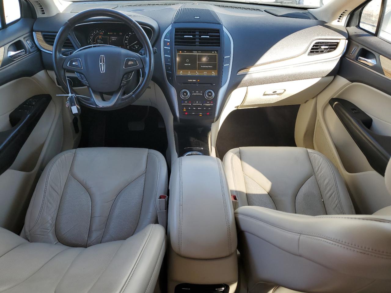 2016 Lincoln Mkc Select VIN: 5LMCJ2C95GUJ18931 Lot: 90735905