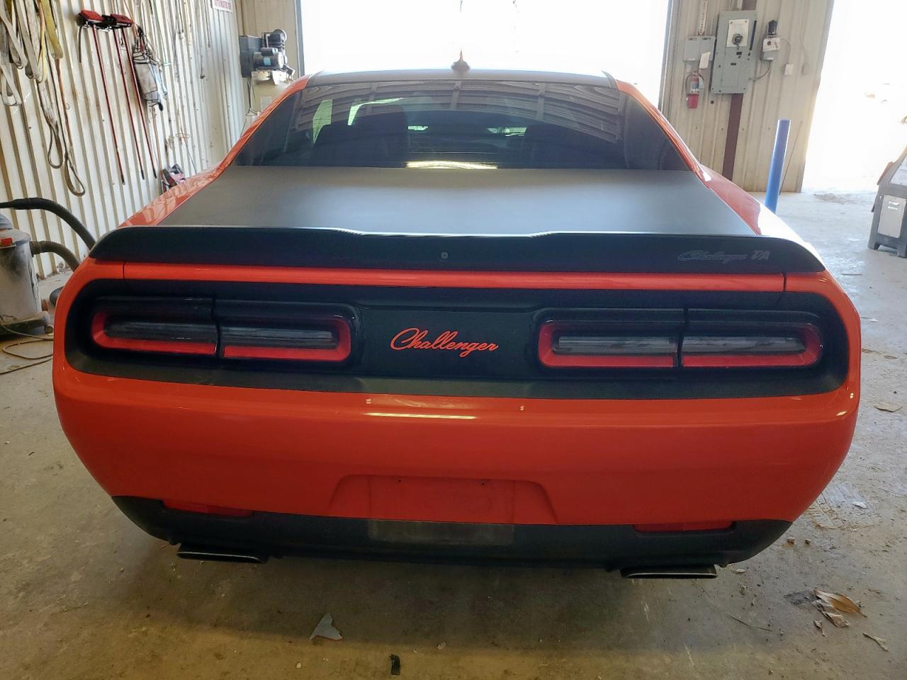 2020 Dodge Challenger R/T VIN: 2C3CDZBT1LH188979 Lot: 85703335