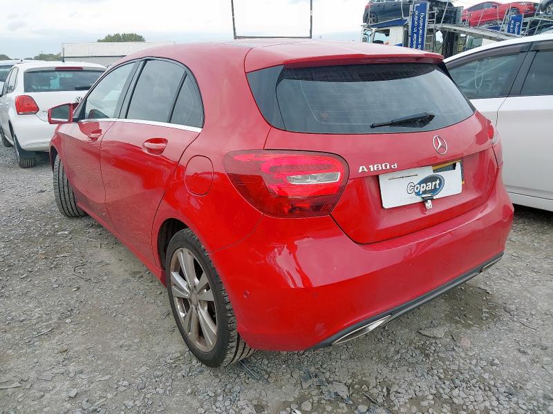 2016 MERCEDES-BENZ A 180 D SPORT 