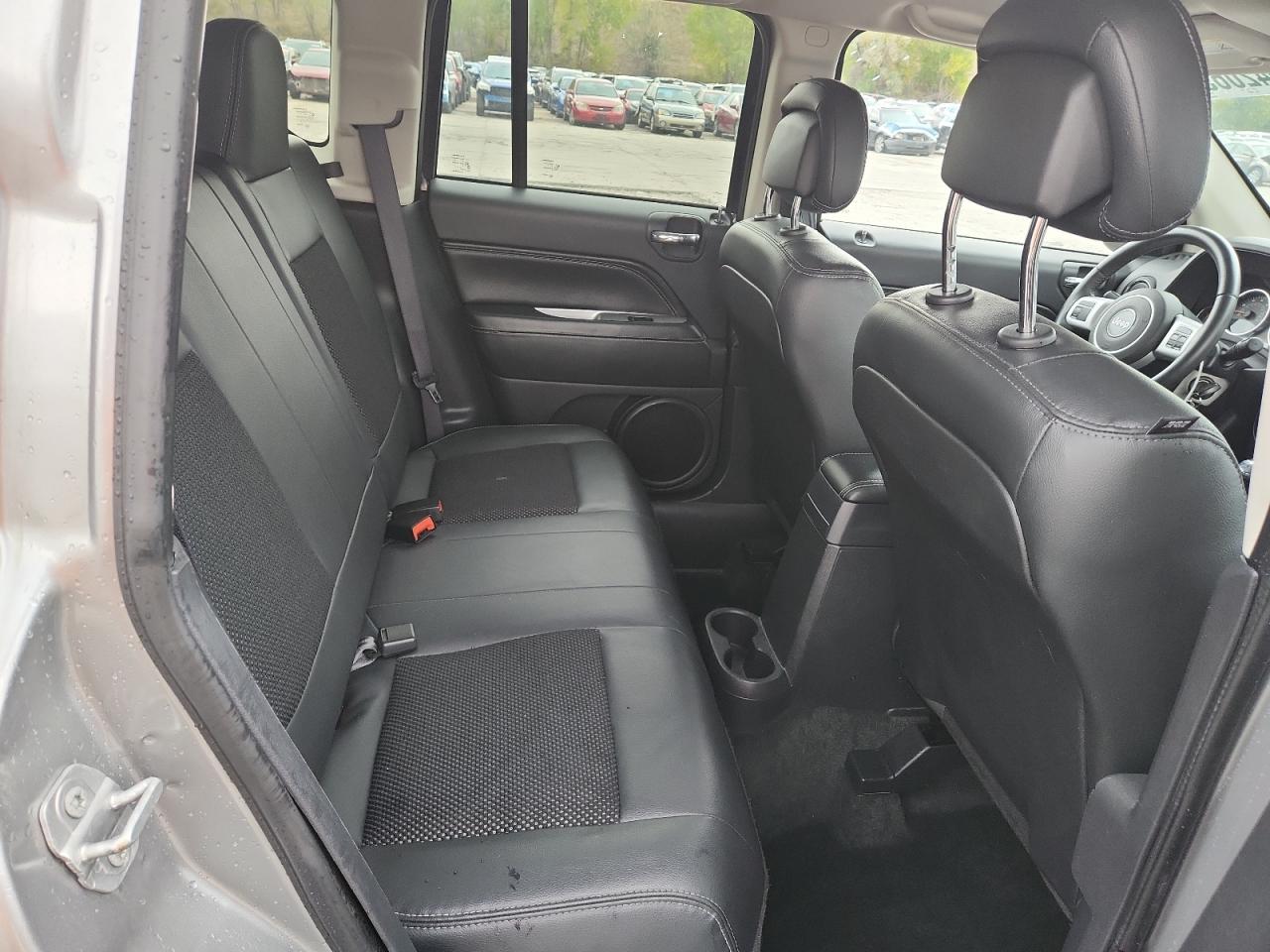 2016 Jeep Compass Latitude VIN: 1C4NJDEB1GD758002 Lot: 84942065