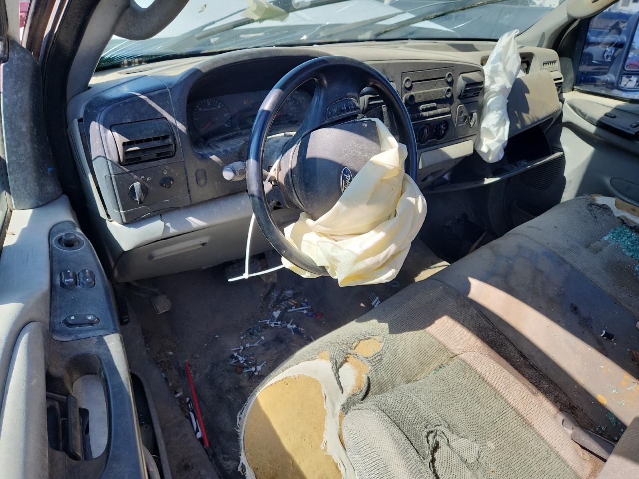 2007 Ford F550 Super Duty VIN: 1FDAF56Y07EB41348 Lot: 81954635