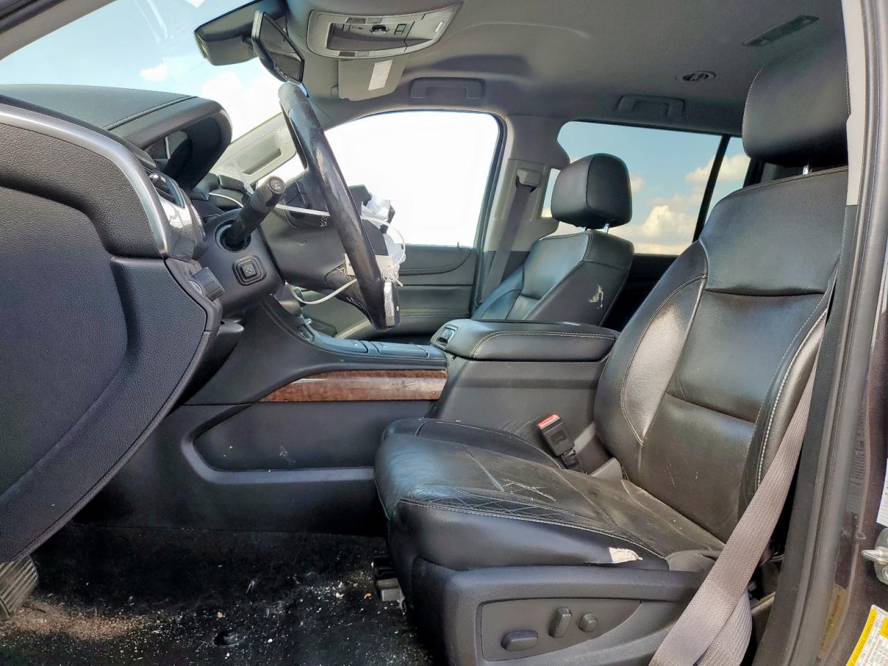 2017 Chevrolet Suburban C1500 Premier VIN: 1GNSCJKC4HR169353 Lot: 82286535