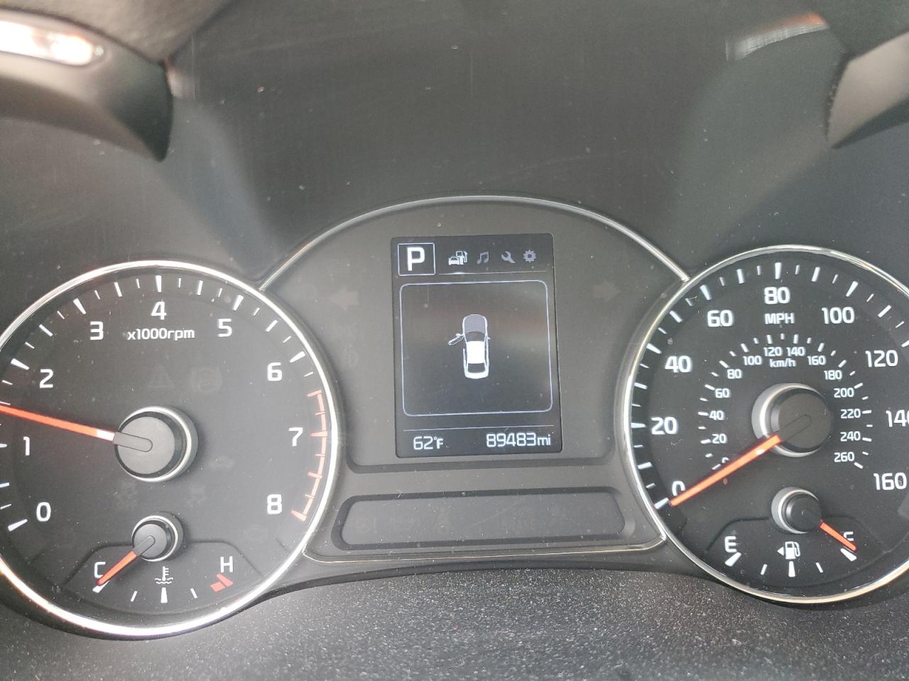 2018 Kia Forte Lx VIN: 3KPFL4A70JE275400 Lot: 90325925