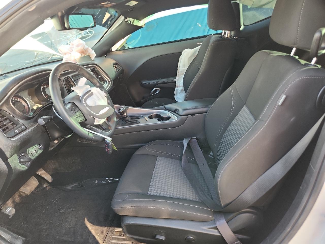 2022 Dodge Challenger Sxt VIN: 2C3CDZAG1NH137442 Lot: 80210925