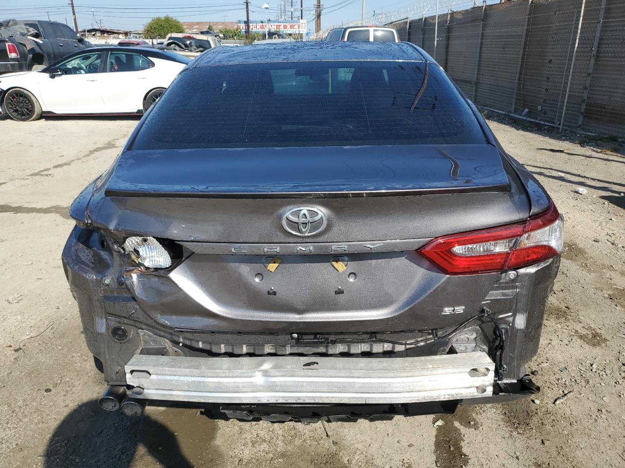 2018 Toyota Camry Hybrid VIN: 4T1B21HK1JU503038 Lot: 82607675