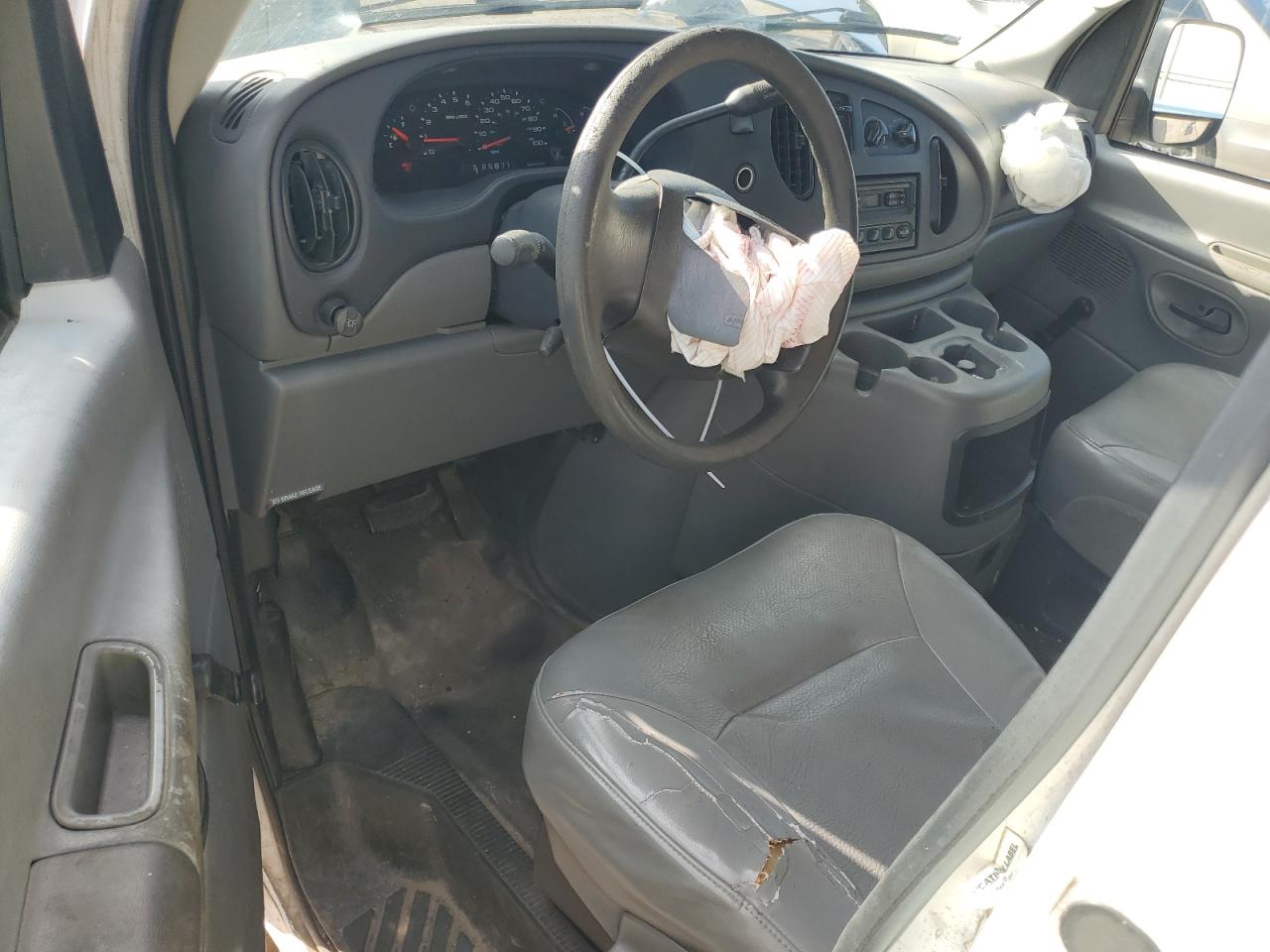 2004 Ford Econoline E150 Van VIN: 1FTRE14W84HA55719 Lot: 87271985