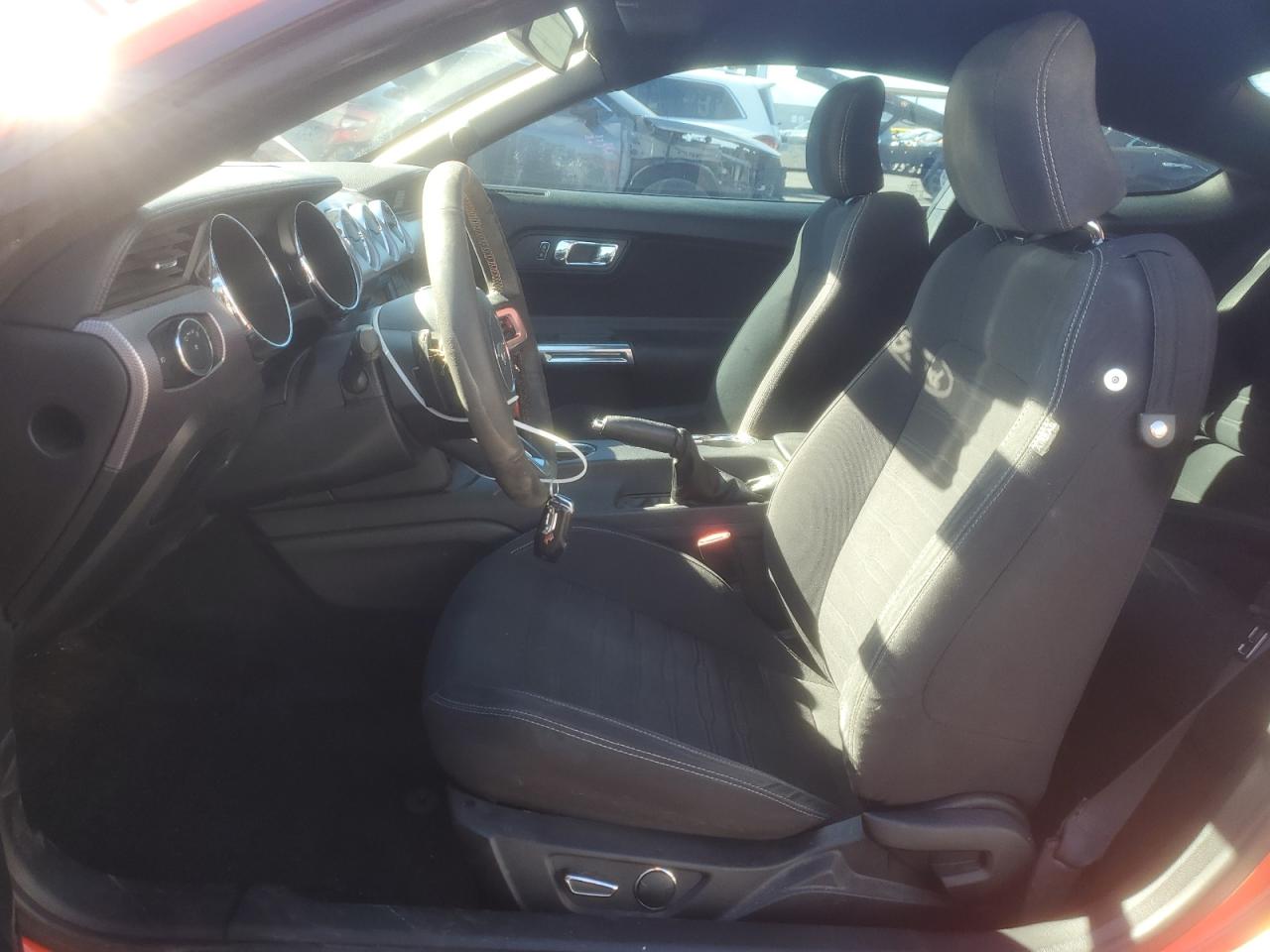 2016 Ford Mustang VIN: 1FA6P8TH0G5221218 Lot: 85414855