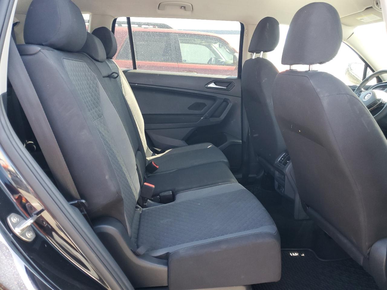 2018 Volkswagen Tiguan S VIN: 3VV1B7AX1JM091928 Lot: 85563025