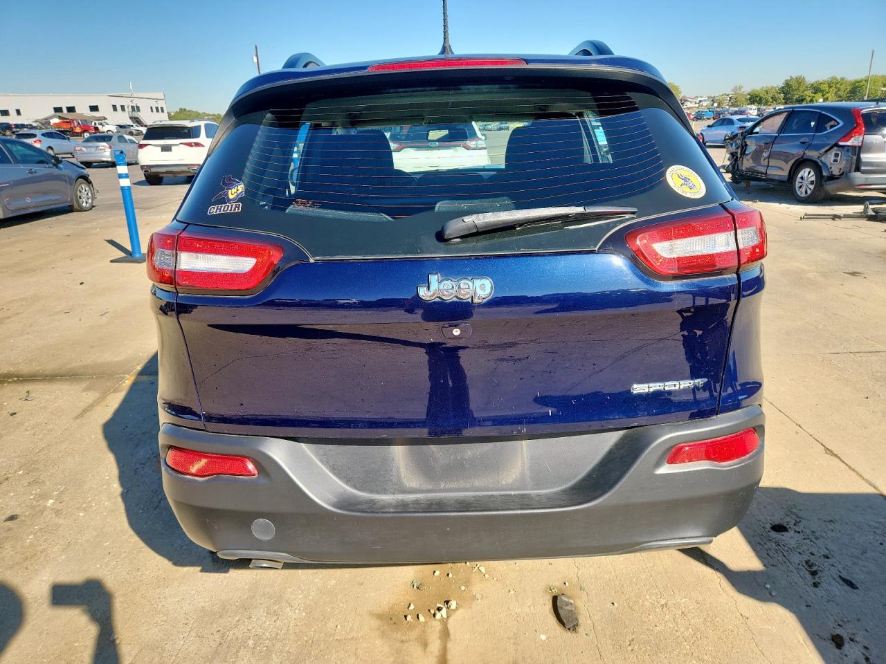 2015 Jeep Cherokee Sport VIN: 1C4PJLAB1FW612372 Lot: 85408555