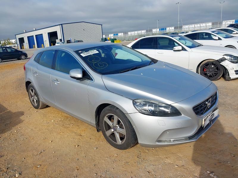 2012 VOLVO V40 SE D2 
