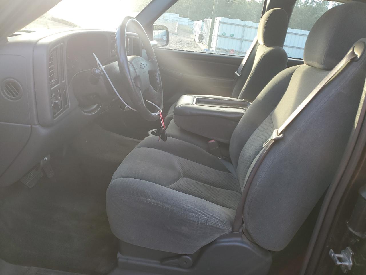 2004 Chevrolet Silverado C1500 VIN: 2GCEC19V041378380 Lot: 82410205