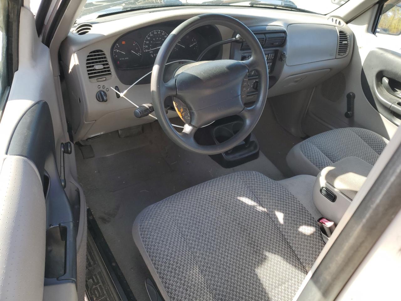 1998 Ford Ranger VIN: 1FTYR10U8WUC88000 Lot: 82001445