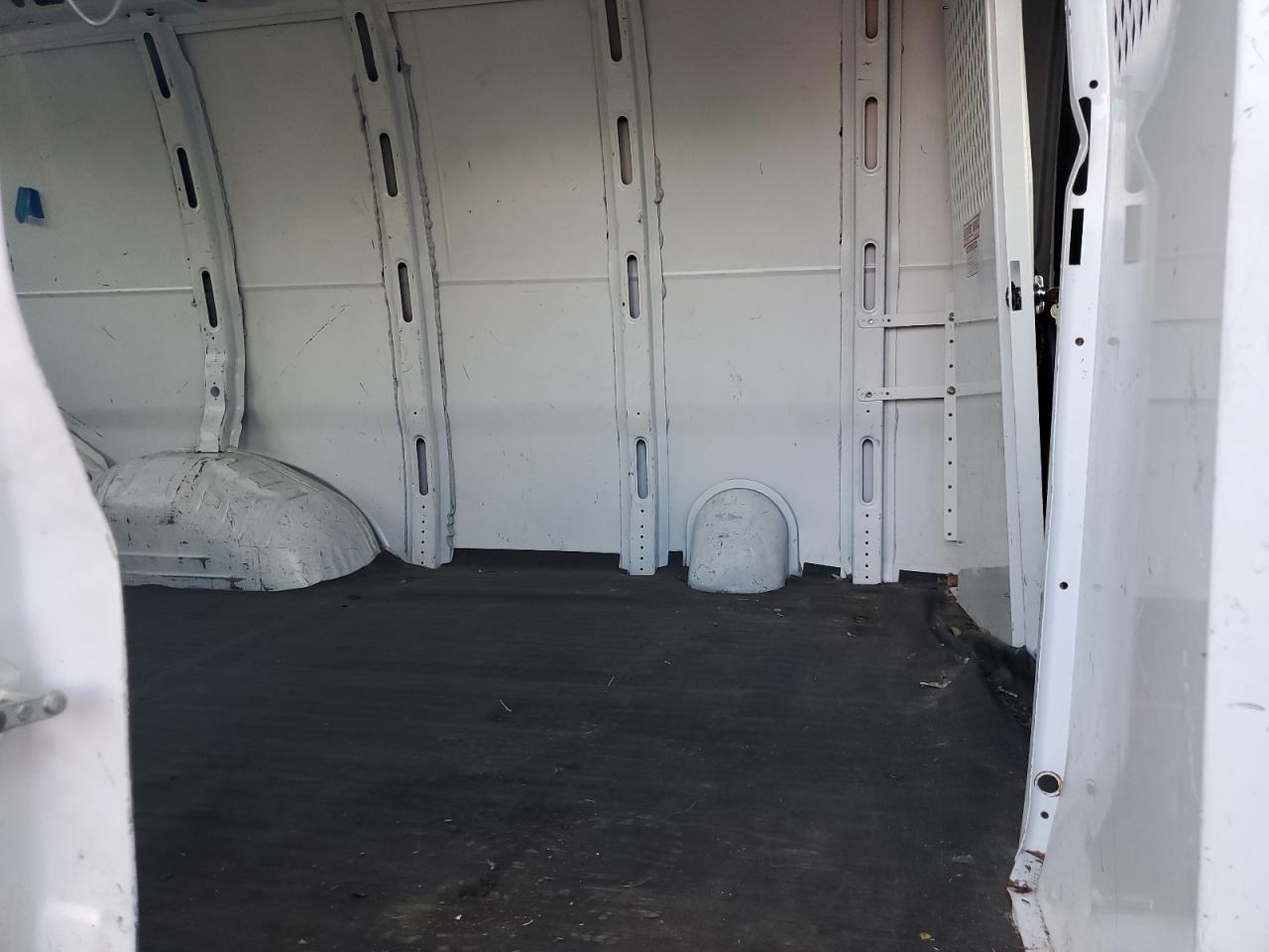 2010 Chevrolet Express G1500 VIN: 1GCUGADX0A1139017 Lot: 86405765