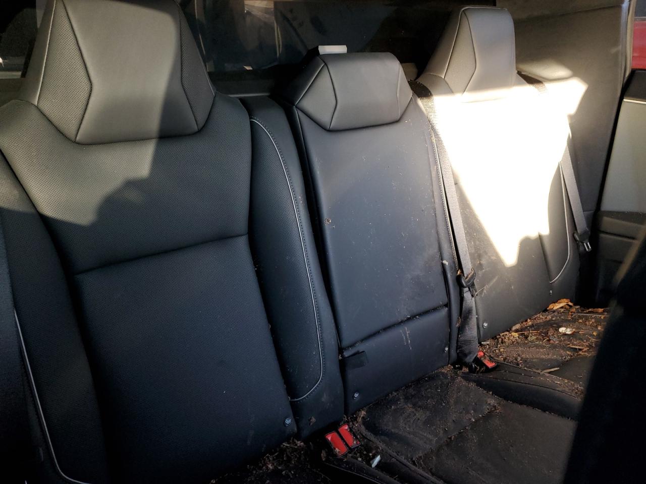 2025 Tesla Cybertruck VIN: 7G2CEHEDXSA076624 Lot: 85396725