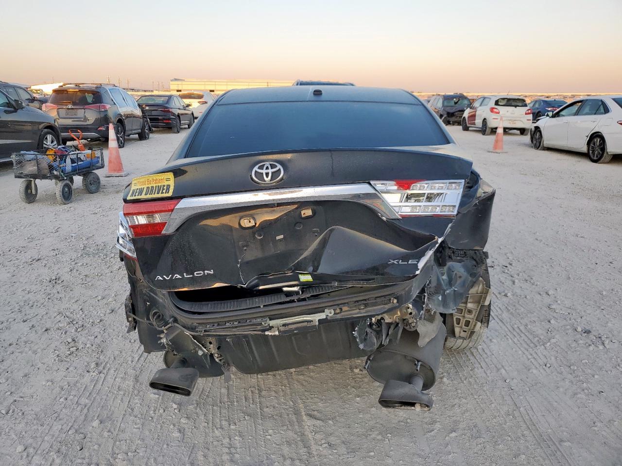 2015 Toyota Avalon Xle VIN: 4T1BK1EB5FU164991 Lot: 86184865