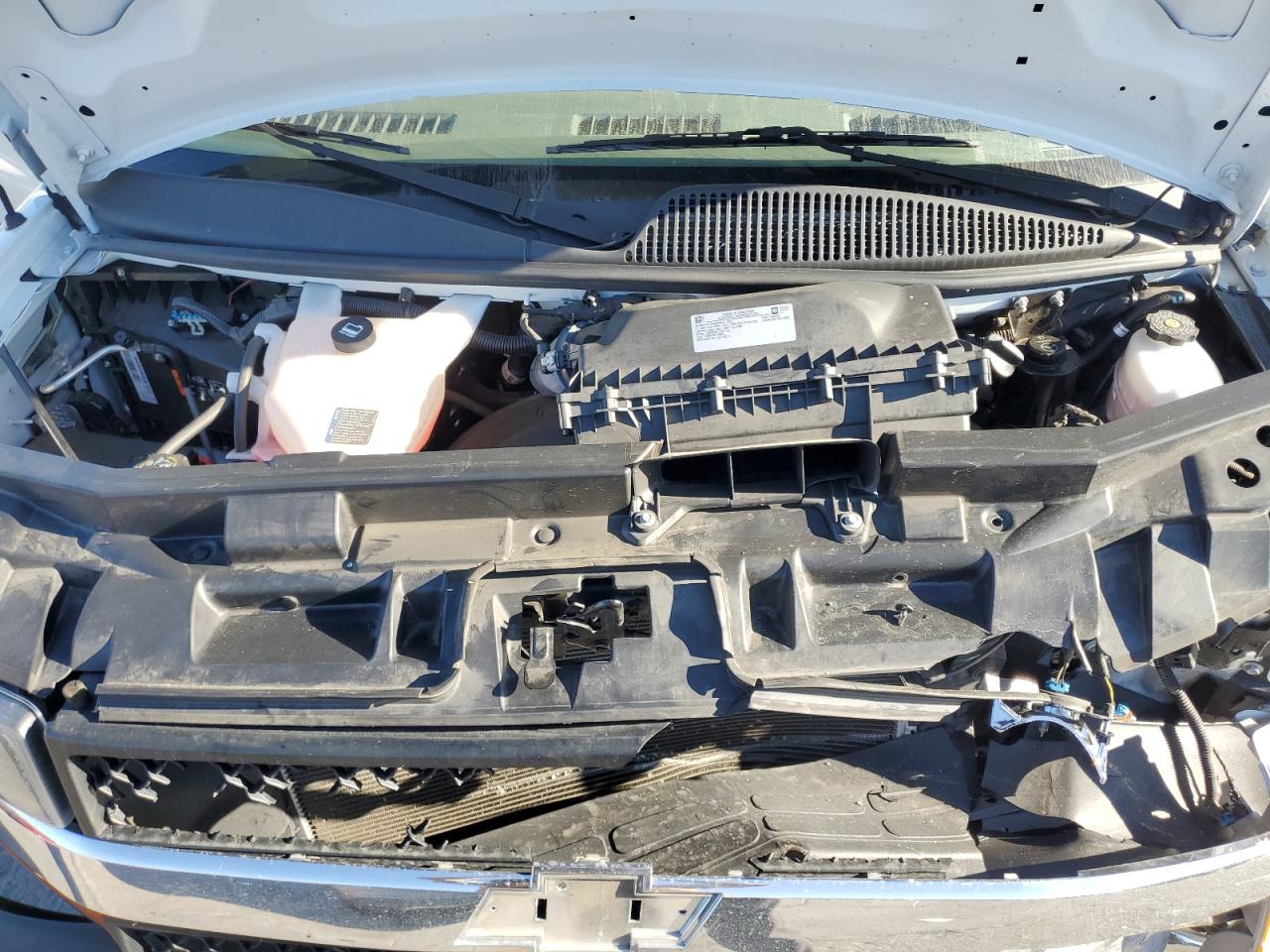 2022 Chevrolet Express 2500 Utility / Service Van VIN: 1GCWGAFP7N1213092 Lot: 85419075