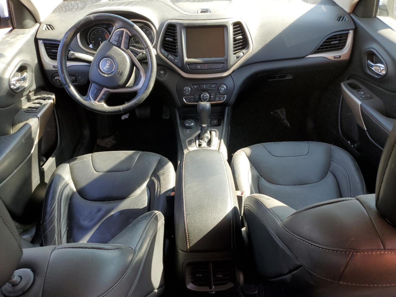 2018 Jeep Cherokee Limited VIN: 1C4PJMDB7JD608932 Lot: 89874475