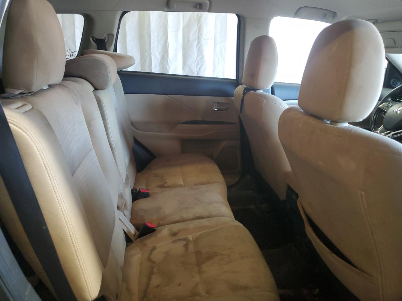 2018 Mitsubishi Outlander Se VIN: JA4AZ3A30JZ070870 Lot: 84548415