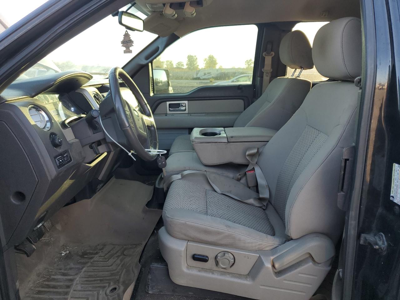 2010 Ford F150 Super Cab VIN: 1FTFX1EV5AFC47772 Lot: 85872645