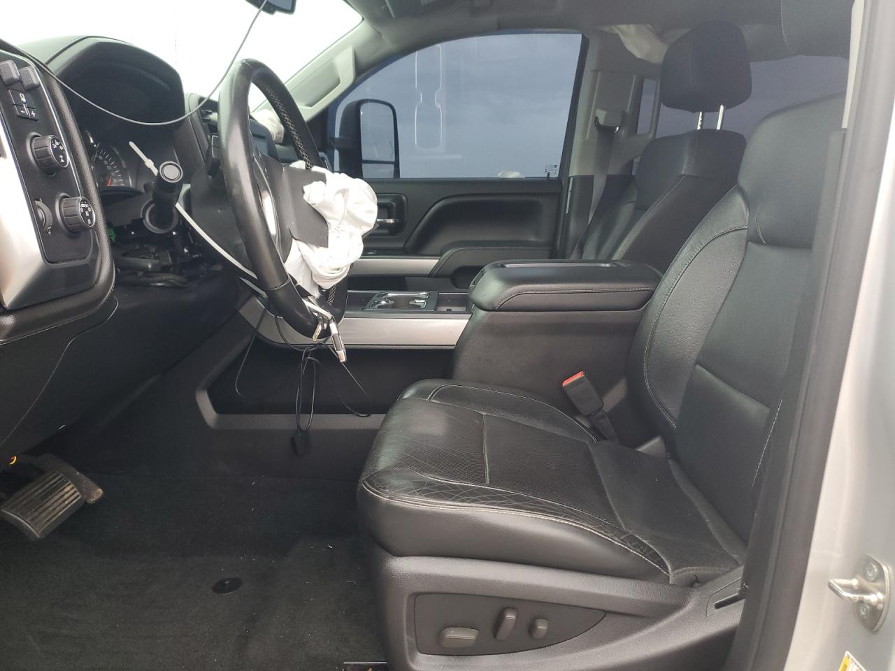 2015 Chevrolet Silverado K2500 Heavy Duty Ltz VIN: 1GC1KWE88FF106976 Lot: 82219705