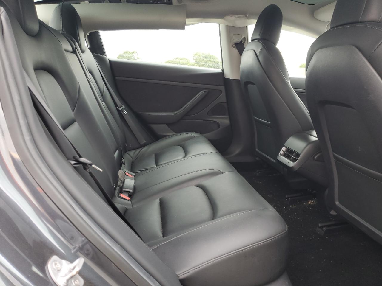 2020 Tesla Model 3 VIN: 5YJ3E1EAXLF802308 Lot: 82275135