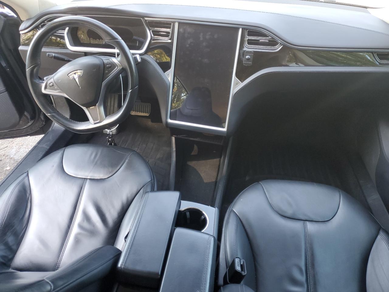 2013 Tesla Model S VIN: 5YJSA1CN8DFP03419 Lot: 82422555